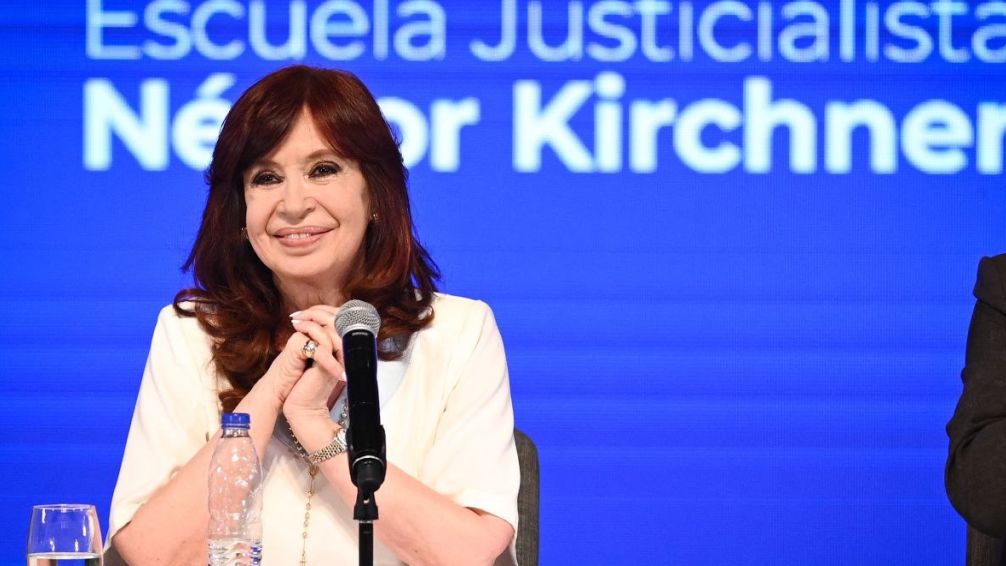 Cristina Fernández de Kirchner asumió la presidencia del PJ: 'Hay una aceptación de la sociedad a un ajuste violento'
