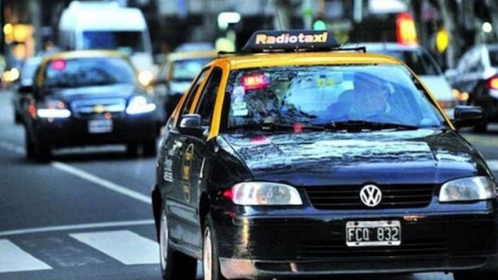 Taxistas critican duramente la nueva ley de desregulación del transporte de pasajeros