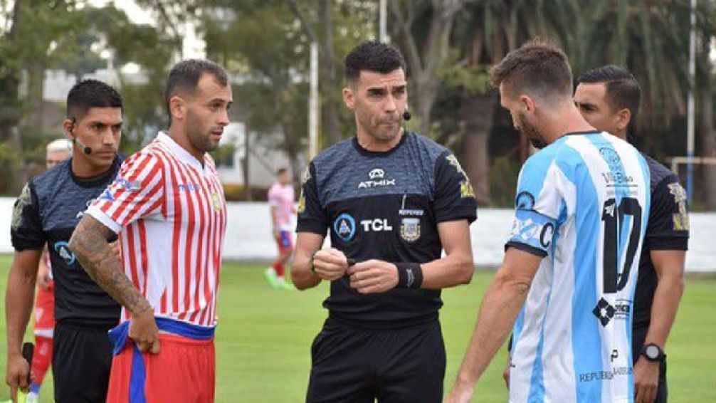 Escándalo en el ascenso: árbitro de la final del reducido B recibió amenazas y no dirigió