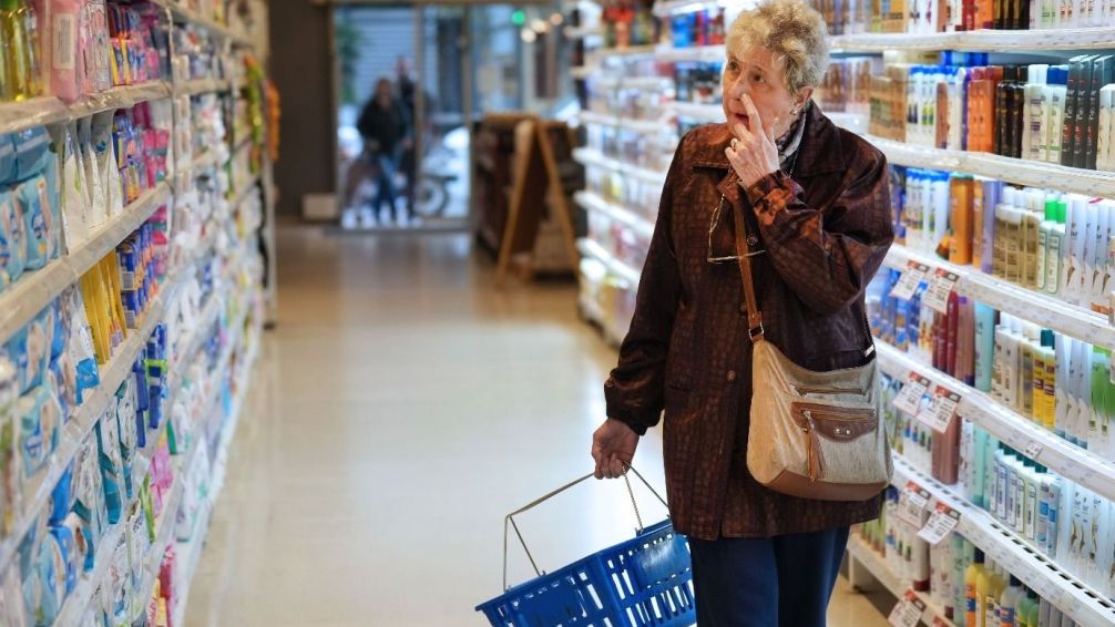 El problema de fondo es que tras la megadevaluación del pasado martes la posibilidad de una hiperinflación está a la vuelta de la esquina salvo que se produzca una anomalía