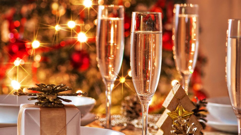 Cena de Navidad y Año Nuevo en Buenos Aires: Menús exclusivos, DJ en vivo y precios que sorprenden
