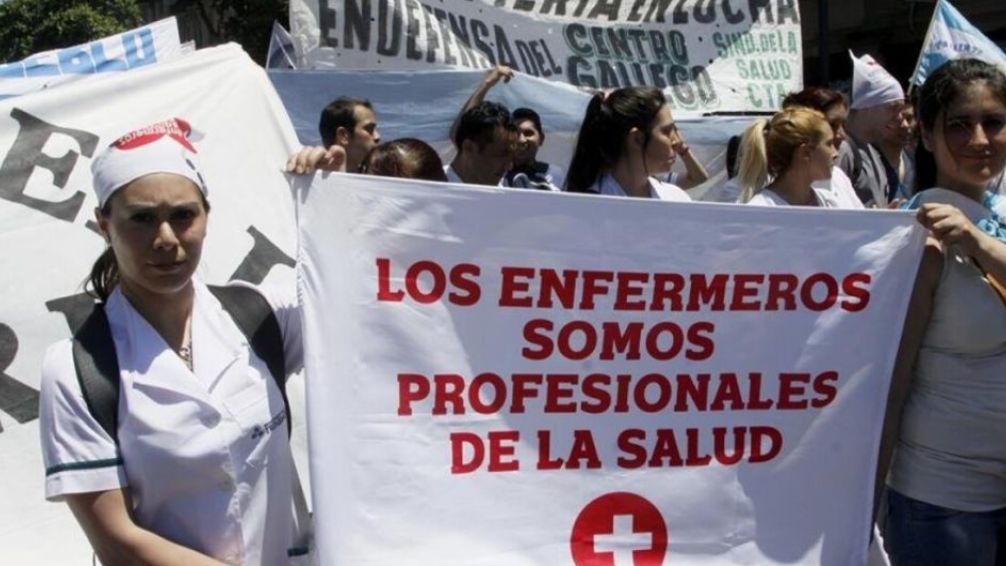 Enfermeros de CABA en pie de lucha: acusan a Jorge Macri de no cumplir con su promesa de reconocerlos como profesionales de la salud