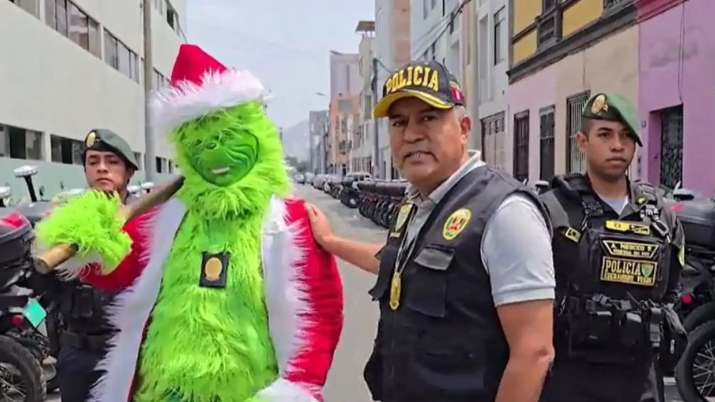 El Grinch 'salva' la Navidad en Perú y logra detención de tres peligrosos narcos