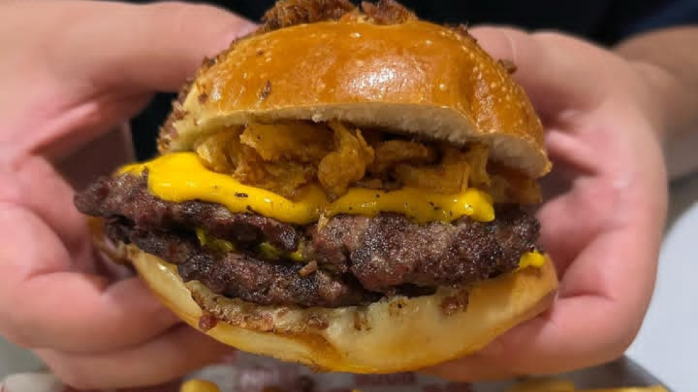 Dogg: La hamburguesería porteña que combina sabor, calidad y precios accesibles