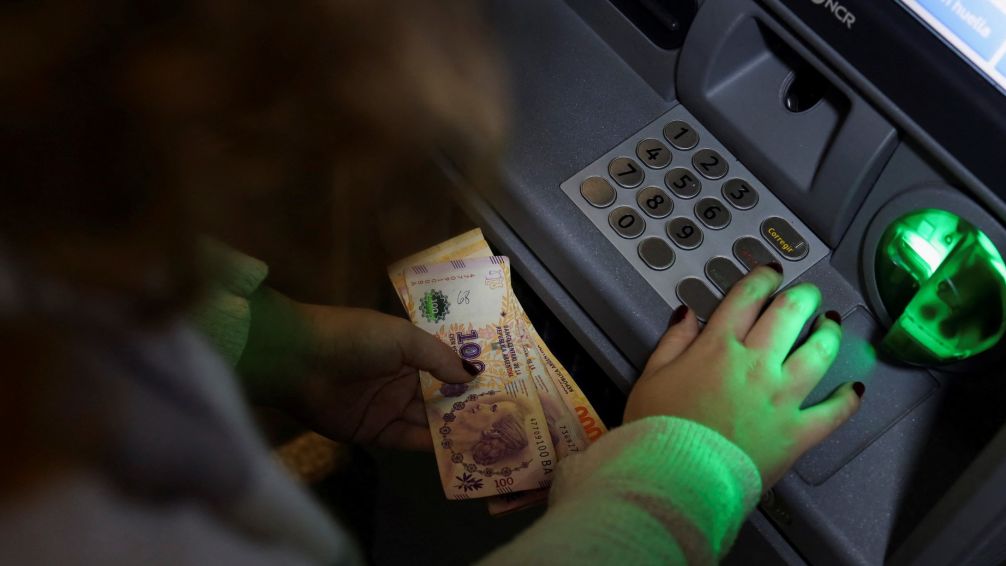 El salario mínimo, el más bajo de las últimas dos décadas según la CTA