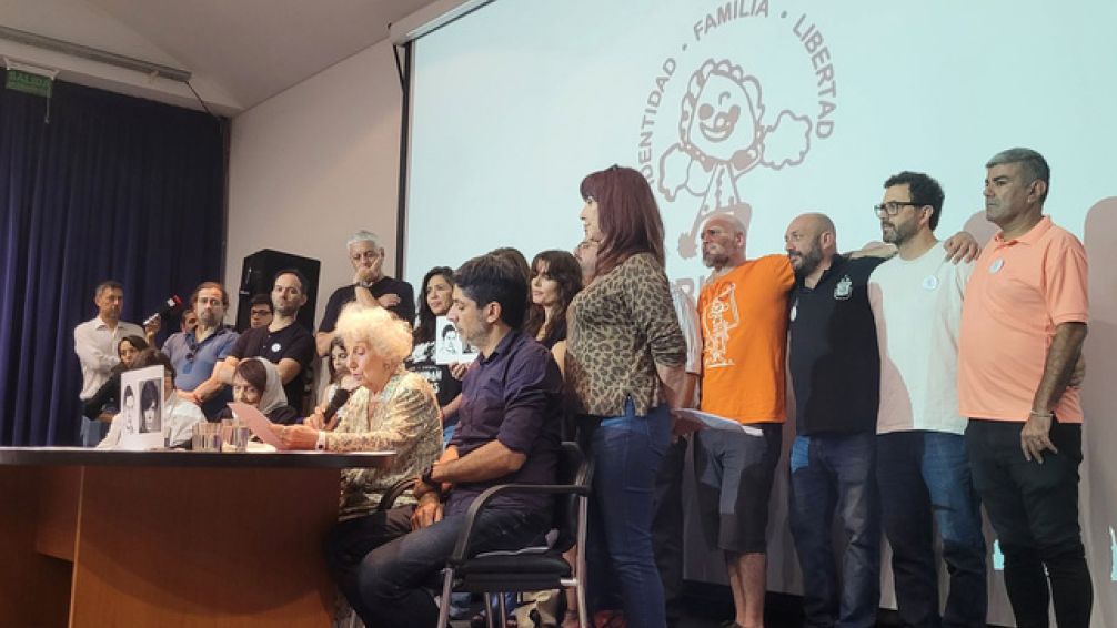 Abuelas de Plaza de Mayo anuncian la restitución del nieto 138 y Taty Almeida responde con dureza a Victoria Villarruel