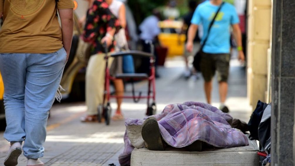 El ingreso medio de la población ocupada se ubicó apenas en 650.000 pesos.