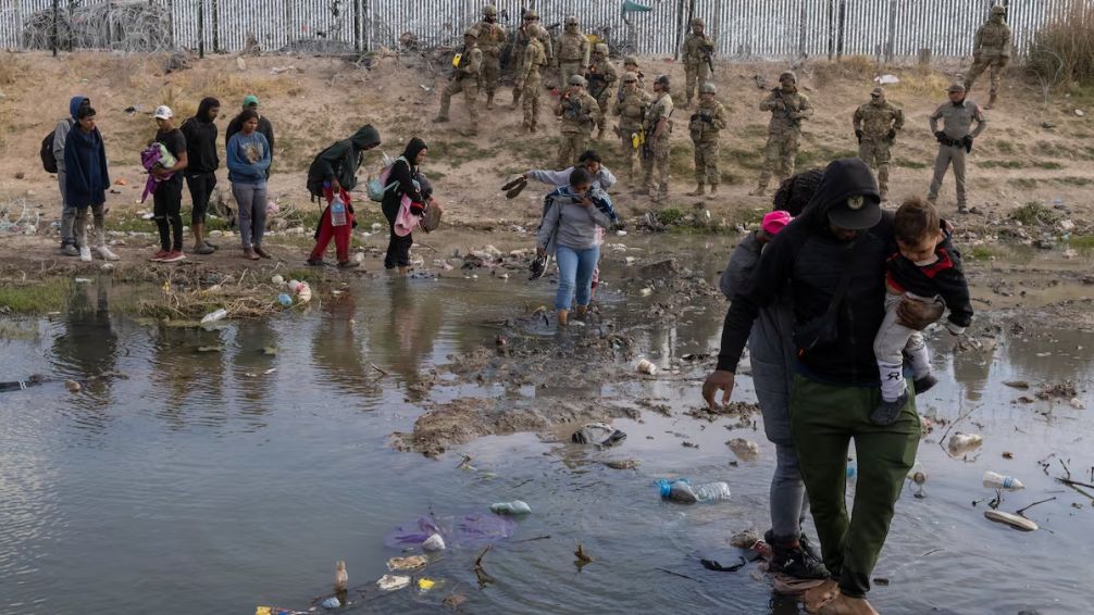A días de la asunción de Trump, México informó que interceptó a casi un millón de migrantes ilegales