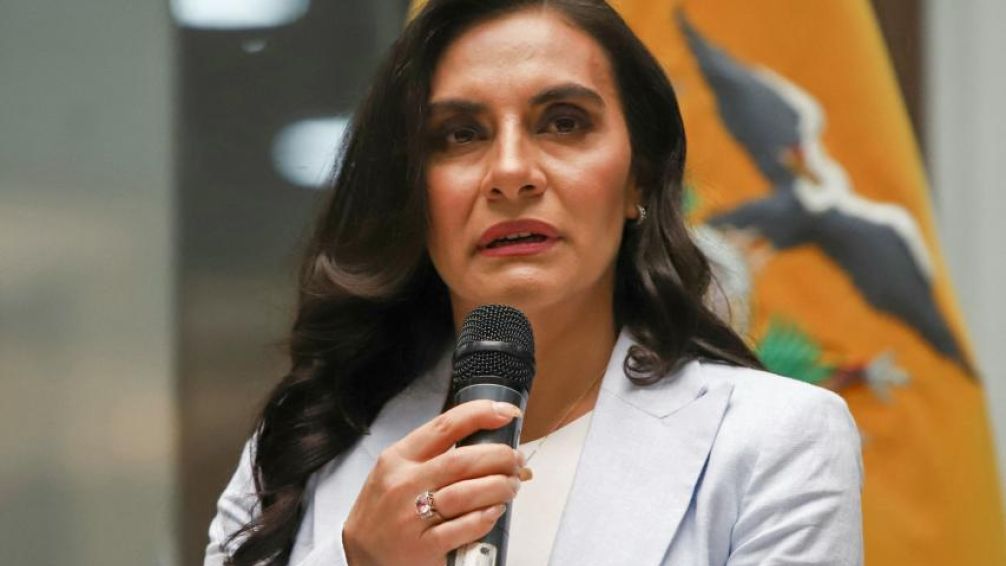 Crisis política en Ecuador: Noboa designa a Moya como vicepresidenta y Abad acude a la Corte Constitucional