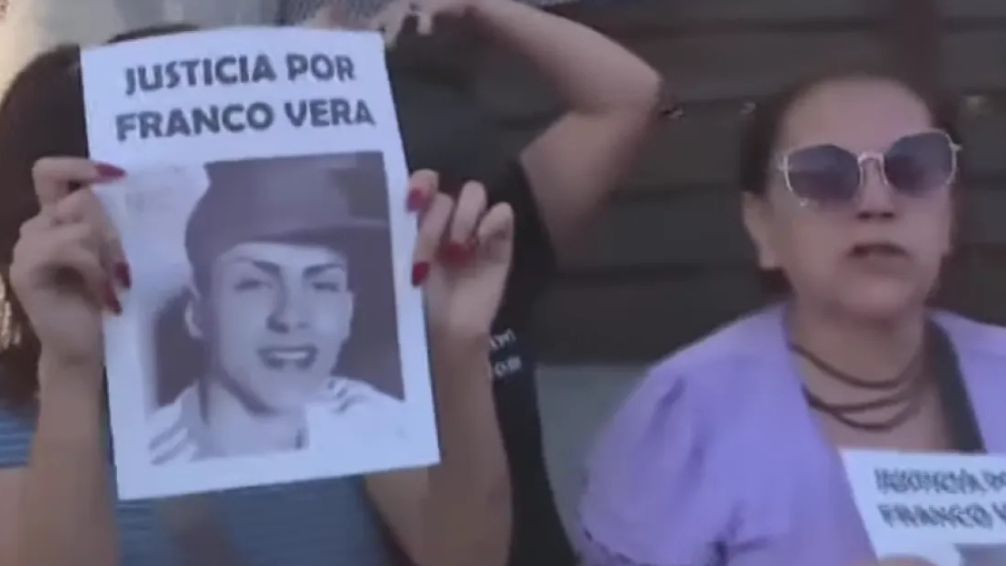 Desgarrador testimonio de Marcela, la mama del joven asesinado frente a un búnker narco: 'Me lo tiraron como un perro'
