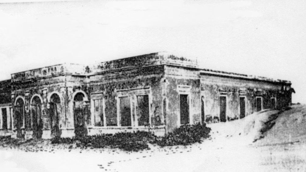 El misterio del Hotel Mar del Sud: el enorme edificio fantasma que la arena se tragó