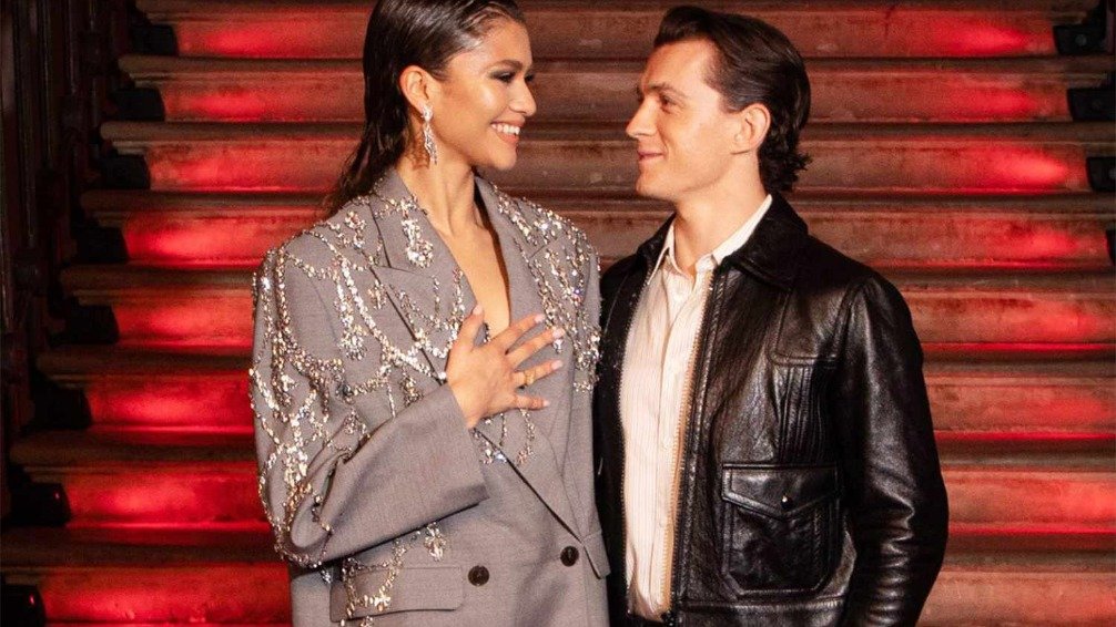 Zendaya y Tom Holland:  ¿Anillo de Compromiso en los Globos de Oro?