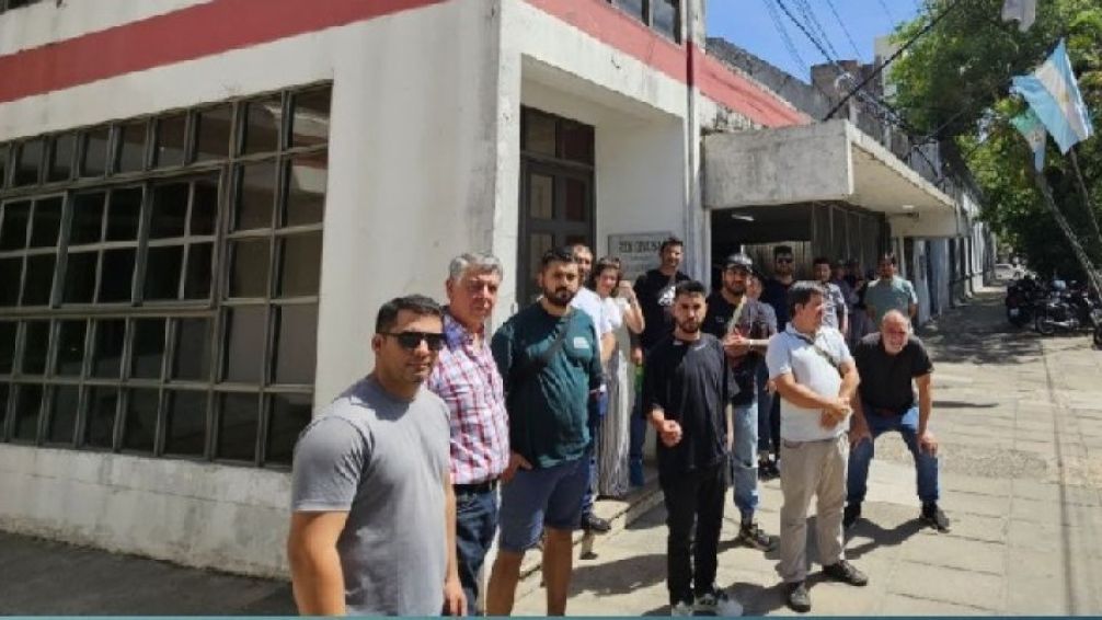 Despiden a casi un centenar de trabajadores de medios públicos en Chaco