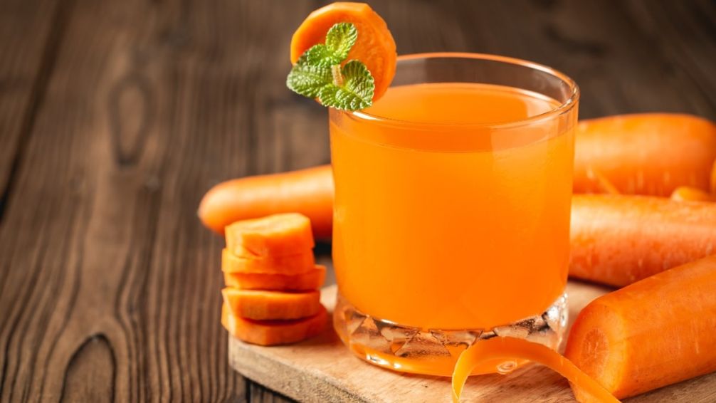El batido de zanahoria que rejuvenece tu piel y mejora tu calidad de vida