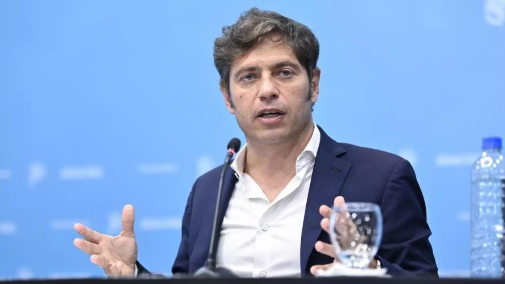 Kicillof evalúa desdoblar las elecciones legislativas mientras crece la tensión interna en el peronismo