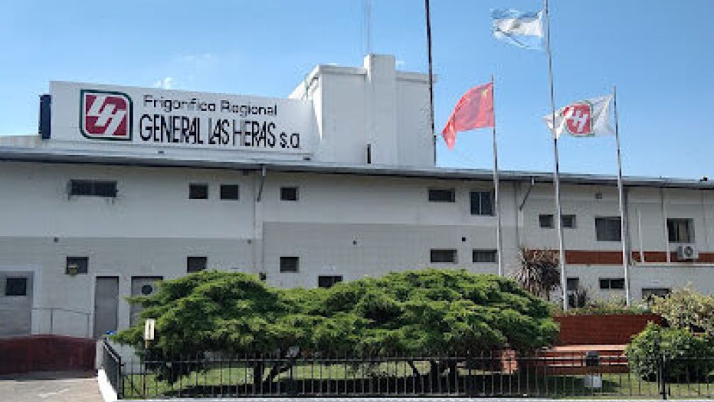 Trabajadores de la carne tomaron un frigorífico en Las Heras por falta de pago de salarios