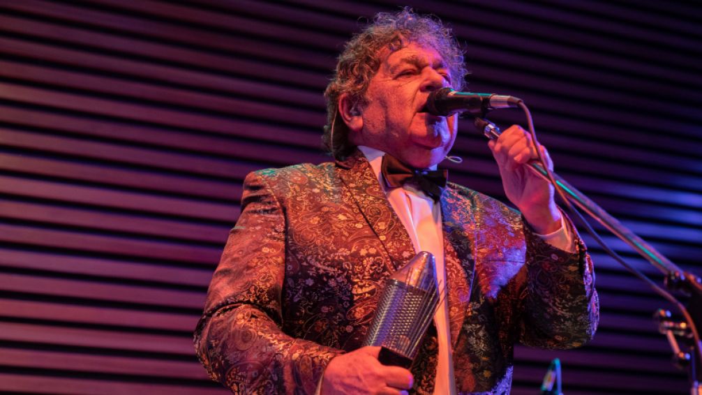Alerta por la salud del cantante de Los Palmeras: está internado en terapia intensiva