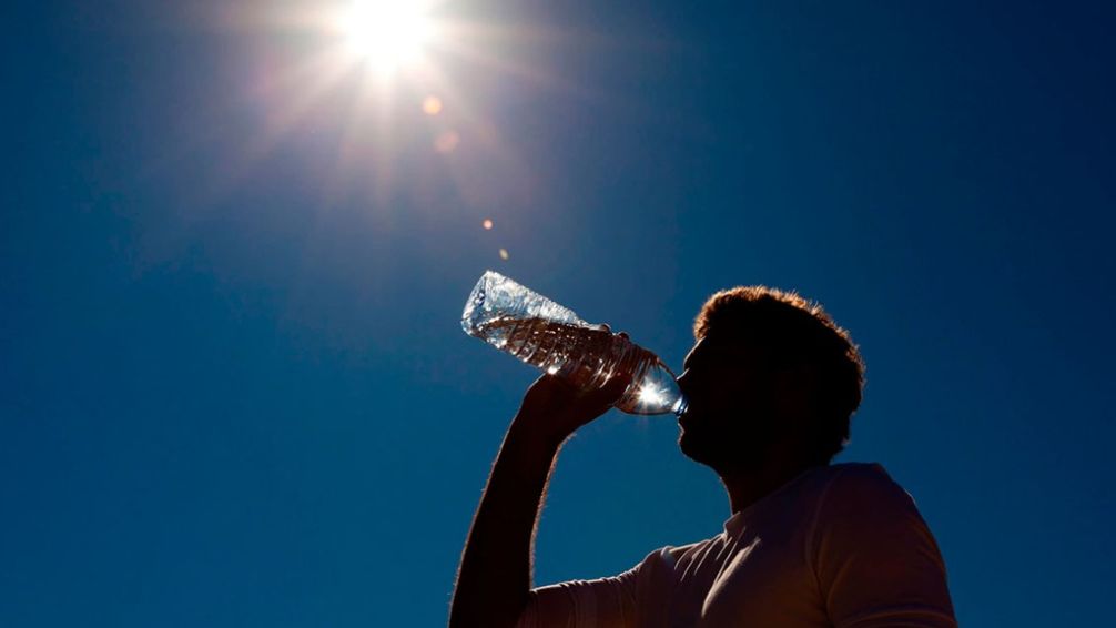 Alerta por calor extremo: el SMN advierte temperaturas récord en el AMBA y el país