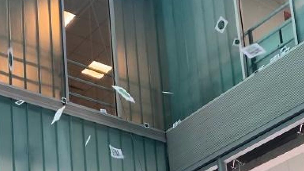 Estatales: Tensión y protestas por despidos masivos en el Hospital Bonaparte y la Superintendencia de Salud