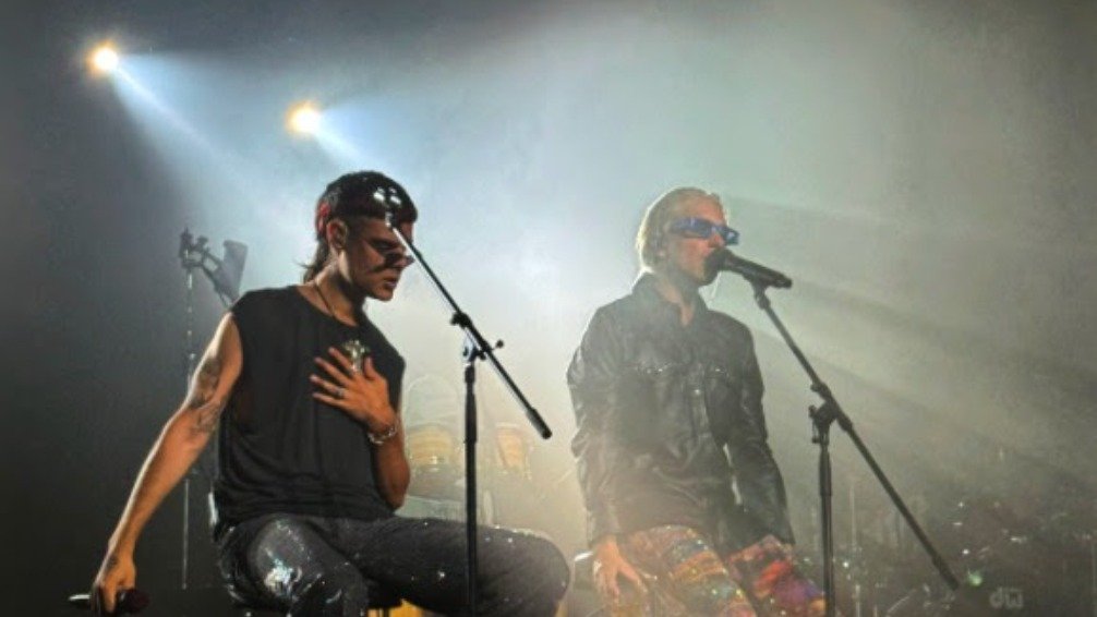 CA7RIEL & Paco Amoroso comenzaron su temporada de shows 2025 en Punta del Este