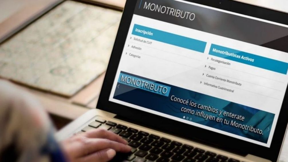 El gobierno oficializó cambios en el monotributo y fijó plazo para la recategorización