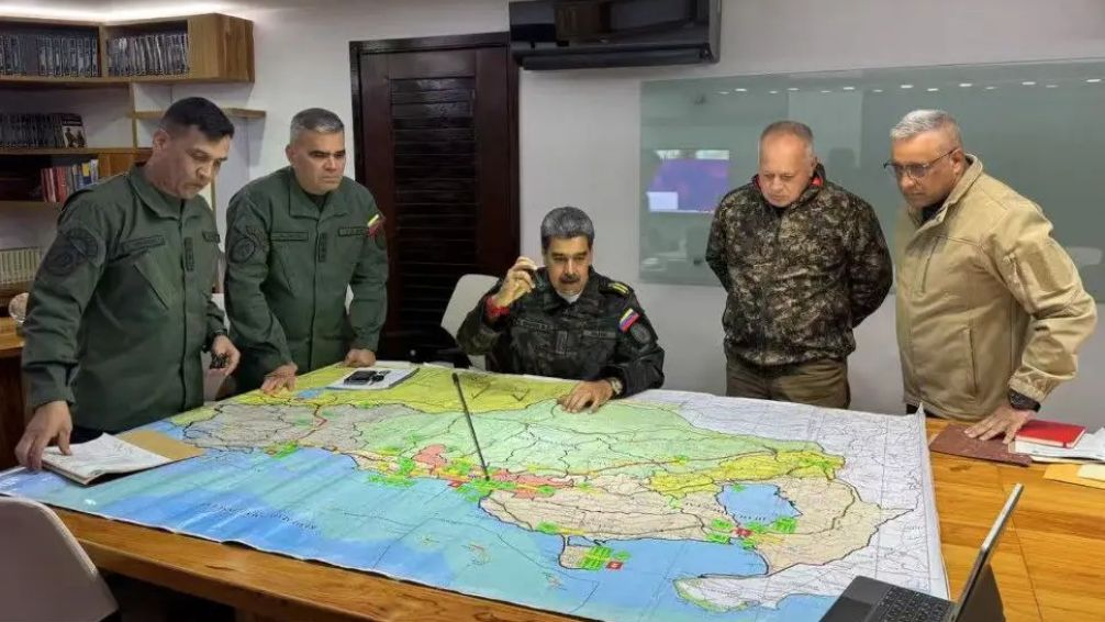 Maduro ordena ejercicios militares en la frontera con Catatumbo en medio de una ola de violencia