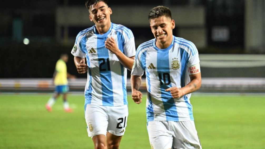 Argentina aplastó a Brasil en su debut en el Sudamericano Sub 20