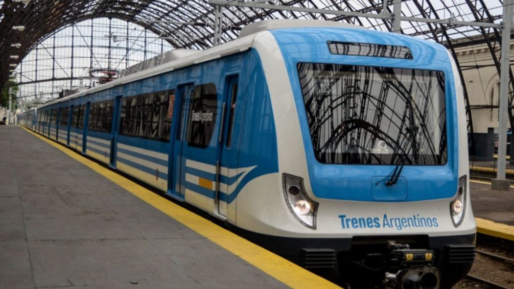 El gobierno busca negociar con el Gremio de la Fraternidad para evitar el paro matutino de trenes