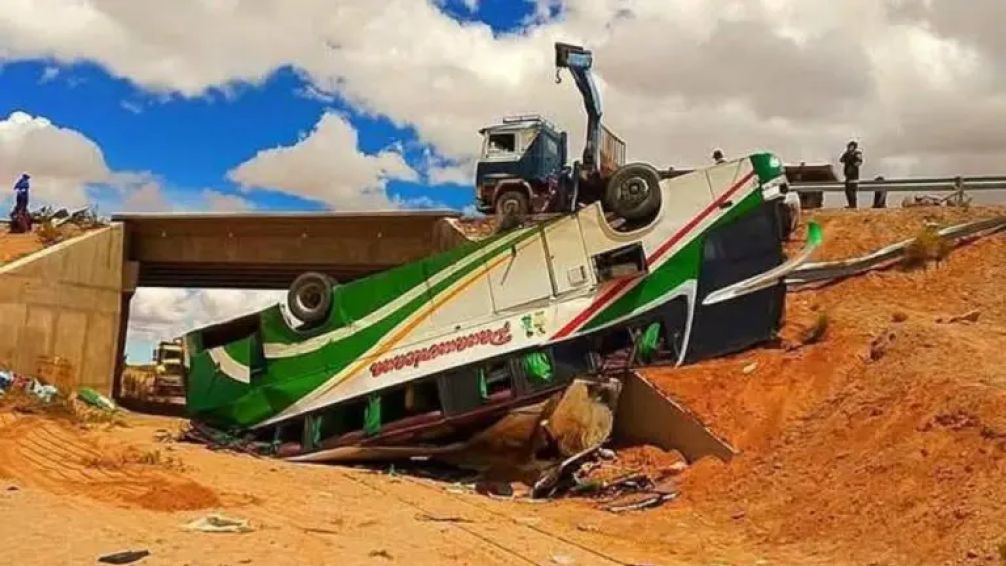Accidente de bus en Bolivia dejó 19 muertos y al menos 8 heridos