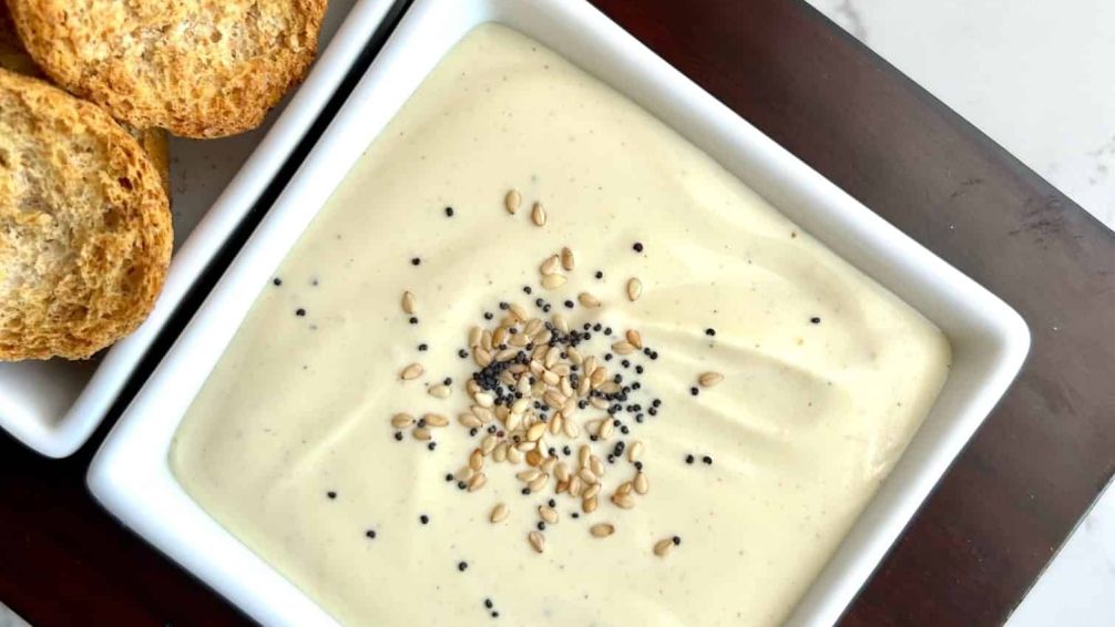 La salsa saludable que cambiará tus comidas: fácil, rápida y deliciosa