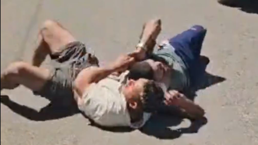 Mar del Plata: Dos parejas se pelearon en plena vía pública por supuesta deuda