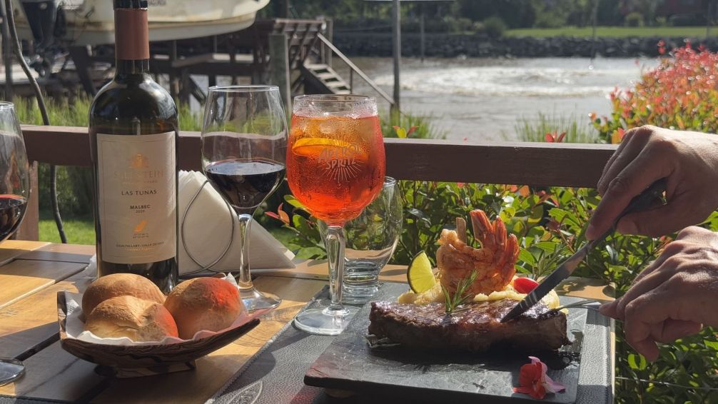 Un tesoro escondido en el Delta: Kanoo el restaurante donde la estrella es la carne de búfalo