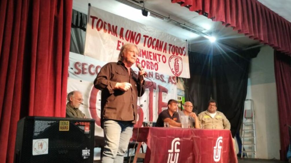 Pollo Sobrero trató de 'lacras' y 'traidores' a la CGT