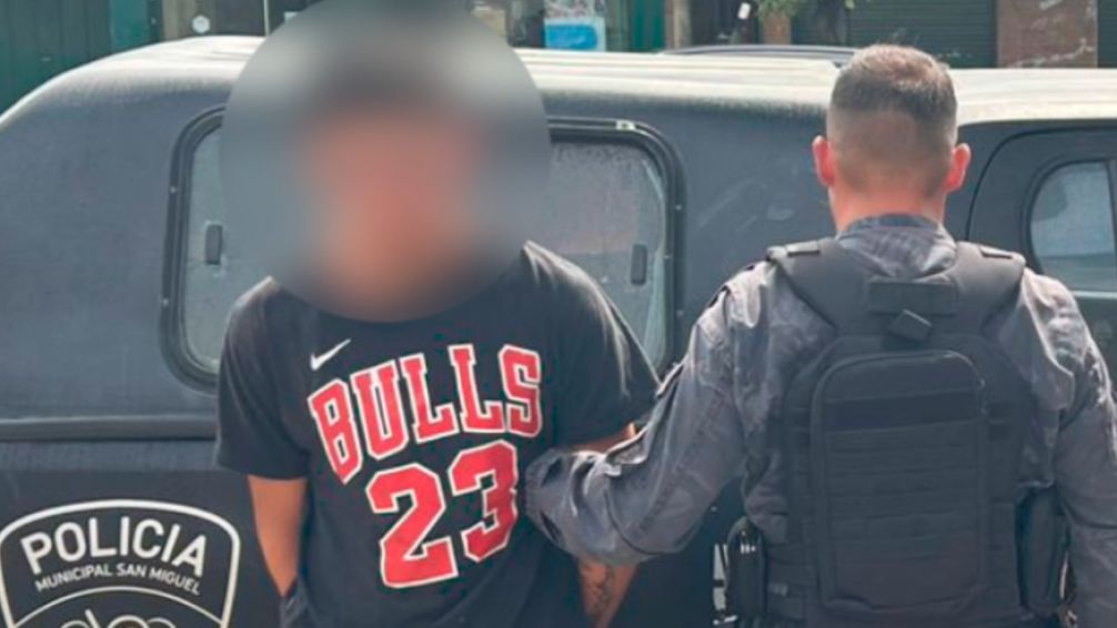 Tras una impactante persecución, la Policía Municipal de San Miguel atrapó a dos delincuentes