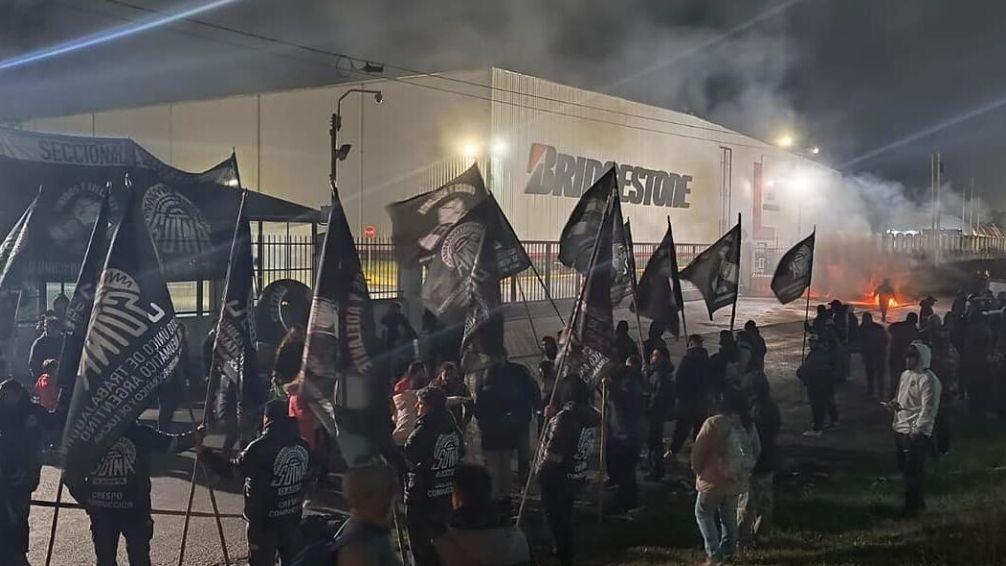 El Gobierno Rechaza el Procedimiento Preventivo de Crisis de Bridgestone: ¿Qué Pasará con los 300 Trabajadores?