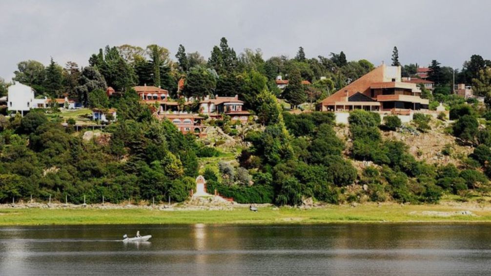Recorrido por Villa Carlos Paz: Un viaje imperdible en el corazón de Córdoba