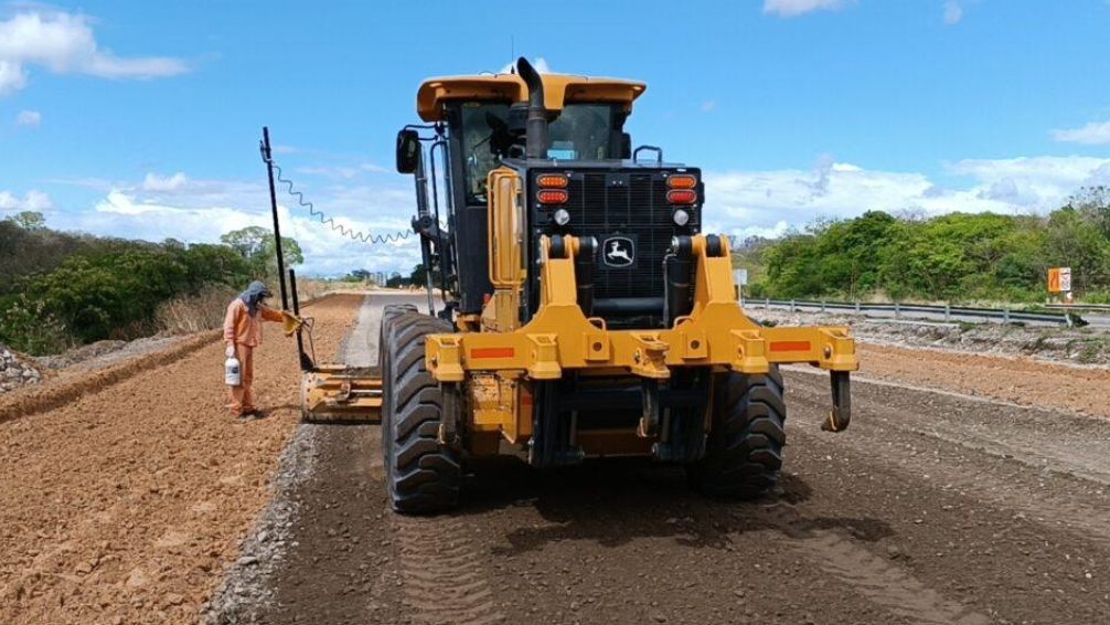 Denuncian que el gobierno quiere hacer desaparecer a Vialidad Nacional  y temen por la pérdida de 1200 empleos