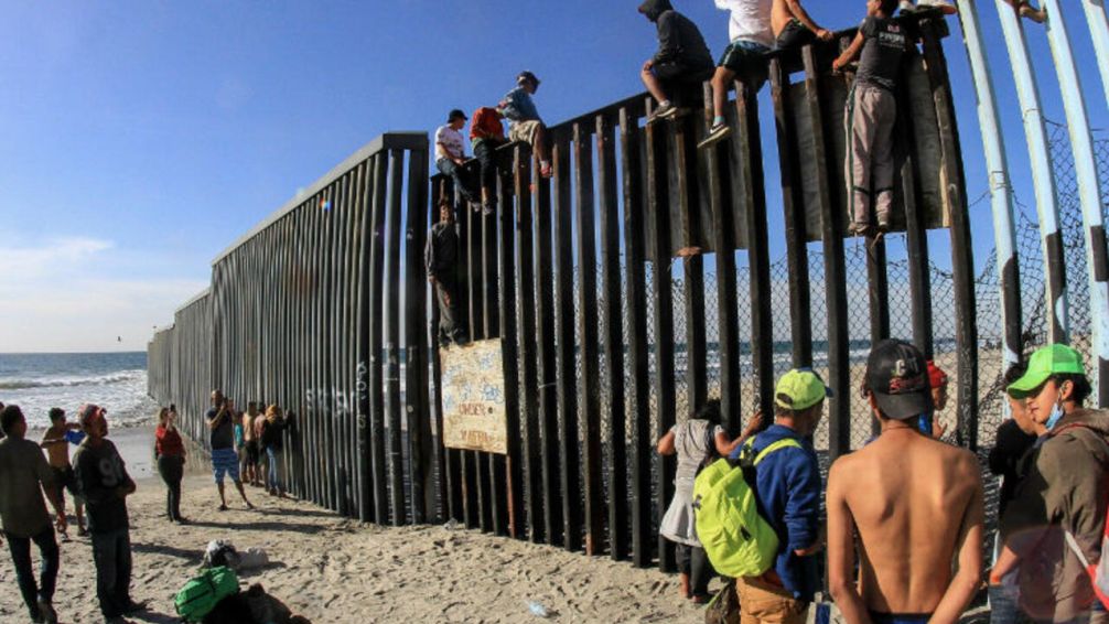 EE.UU reportó un descenso del 85% en cruces migratorios irregulares durante los primeros once días de Gobierno de Trump
