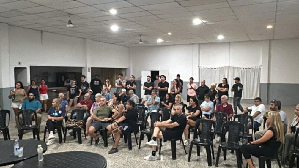 Escándalo en La Plata: hicieron una reunión por la inseguridad y fueron todos menos las autoridades