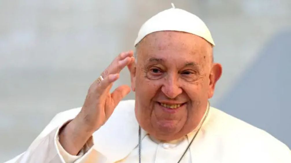 Actualización del Vaticano sobre la salud del Papa Francisco: pasó una noche estable y descanso bien 