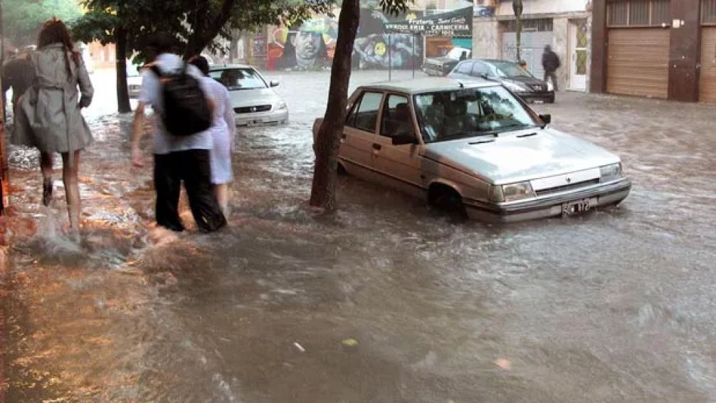 Alerta naranja por lluvias en CABA y el conurbano: como sigue el temporal