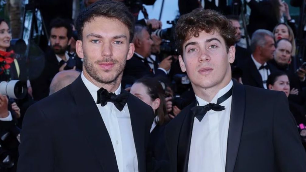 Franco Colapinto se mostró en el Festival de Cannes a pura elegancia