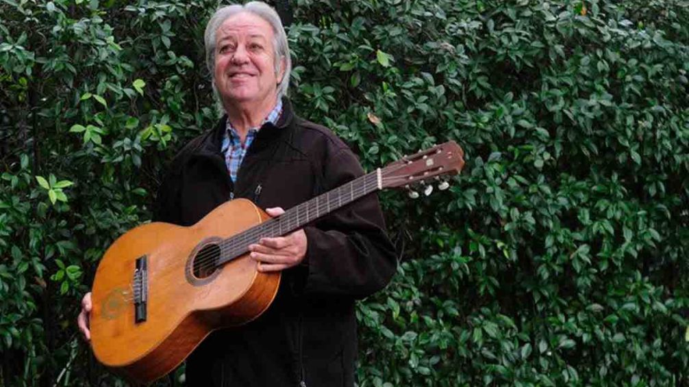 Alejado de los escenarios, encontró en la composición musical y la escritura nuevas formas de canalizar su energía.