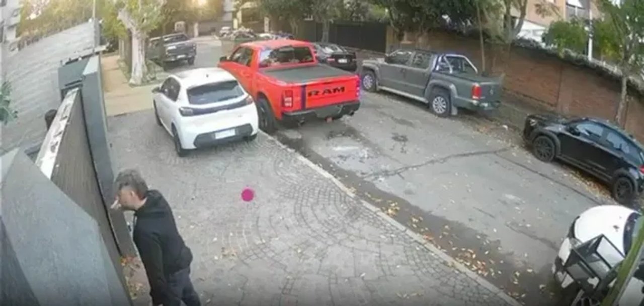 Amenazó a su vecino menor de edad por poner la música alta: "Te voy a meter un tiro en el pecho"
