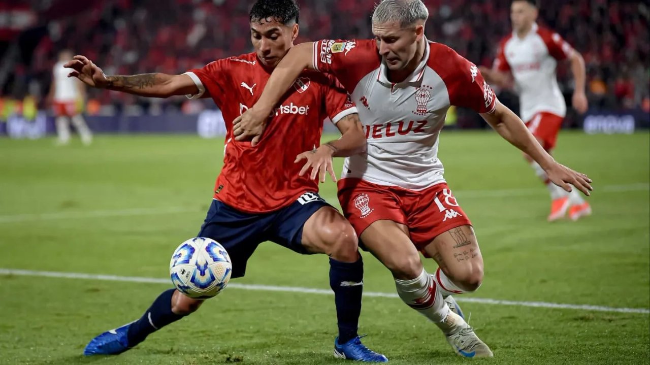Huracán da el golpe ante Independiente y avanza a la final del Apertura 2025