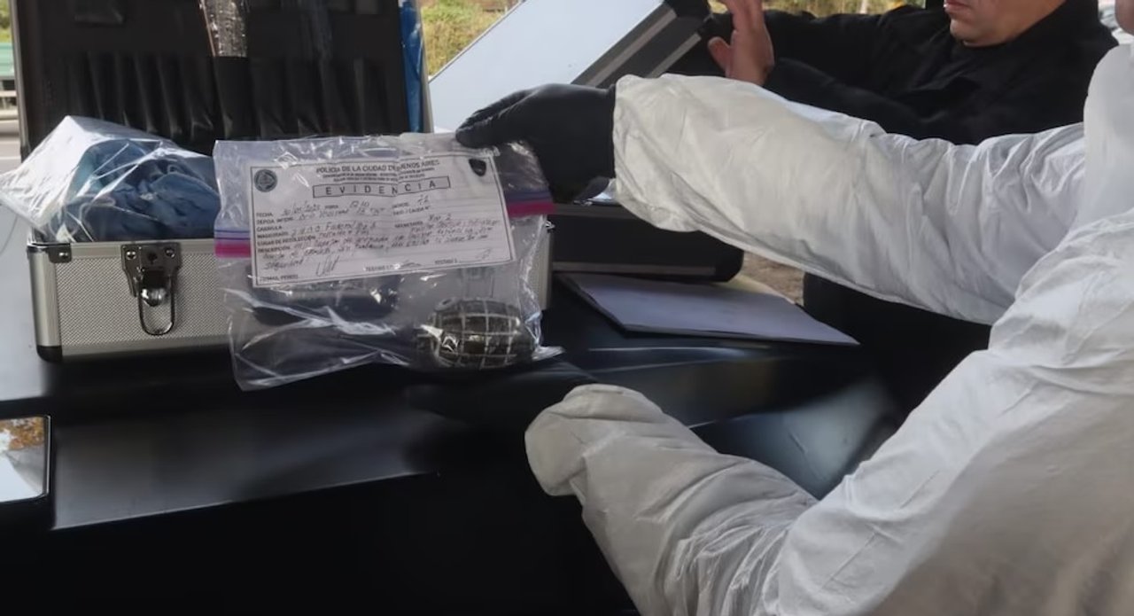 Alerta en Núñez: Encontraron granada vacía en el tren Belgrano Norte