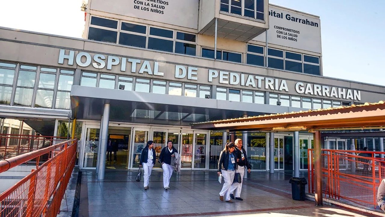 Hospital Garrahan: aumento salarial para médicos residentes busca frenar las protestas