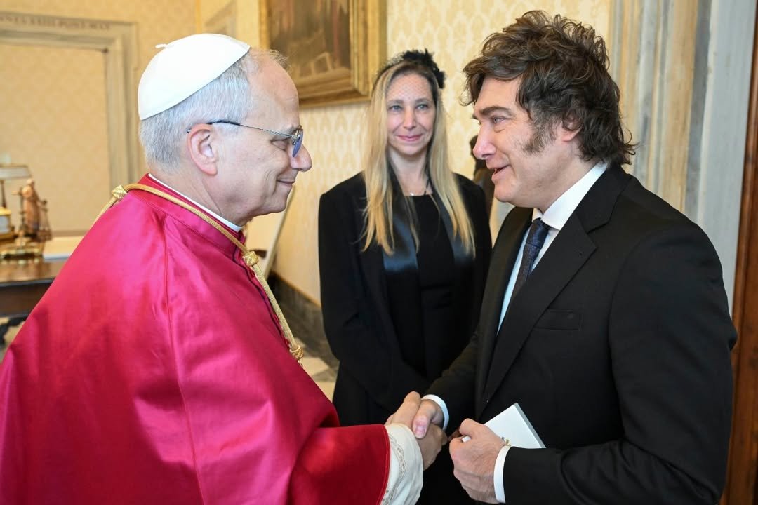 Milei y León XIV: Primer encuentro en el Vaticano para fortalecer lazos