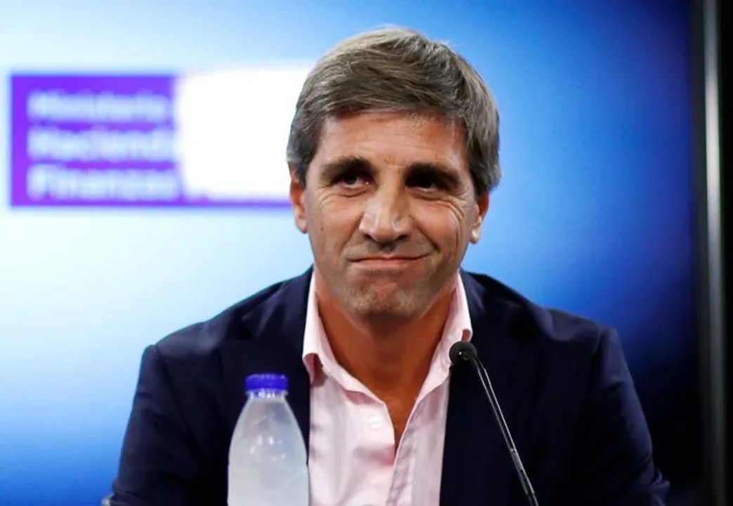 El Gobierno buscará cerrar un nuevo préstamo con bancos por USD 2.000 millones para aumentar reservas