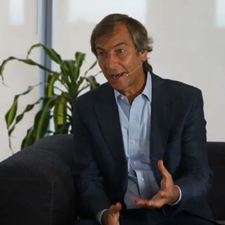 Gabriel Oriolo avanza con la transformación estructural en la Superintendencia de Servicios de Salud
